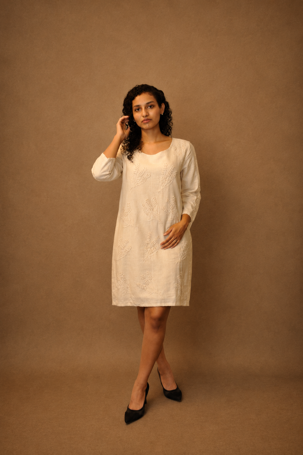 DINI's BREEZE THREADWORK TUNIC